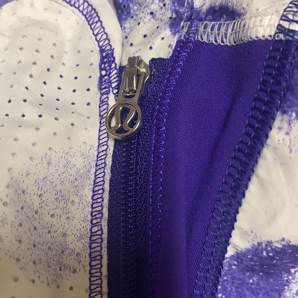 LULULEMON RUNNING JACKET! - Picture 4 of 5